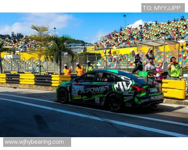 南京与西安足球队速度对决赛后分析与战术总结